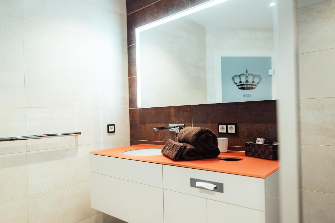 Hotel - Pension & Gaststaette "Alter Koenig" Hettstedt المظهر الخارجي الصورة